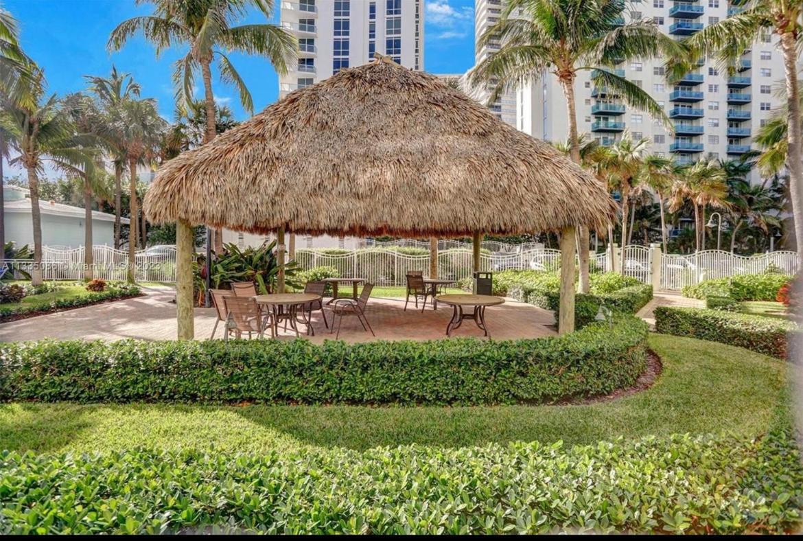 Spacious 1Br On The Beach, The Tides, Hollywood,Fl Экстерьер фото
